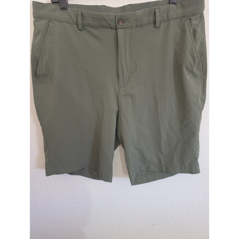 Greg Norman Mens Golf Performance Shorts Size 36 Gray/Green